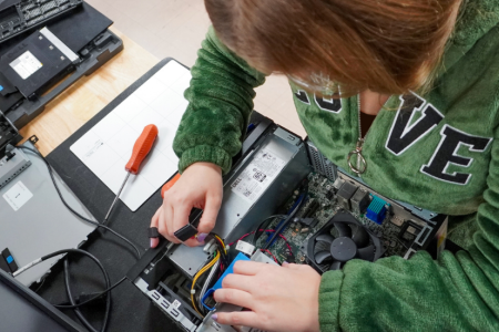 Students at Wes-Del Community Schools work hands-on in the district’s STEM and Computer Science labs, which are spaces expanded and modernized with support from Ball Brothers Foundation to help prepare Indiana students for in-demand careers in technology, engineering, and advanced manufacturing.