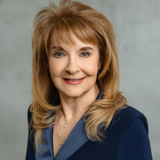 First Lady Maureen Braun