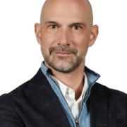 Aaron Perri Headshot